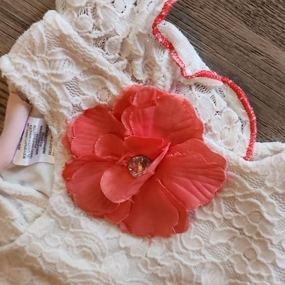 LITTLE LASS Short Sleeve Dress - Picture 2 of 4